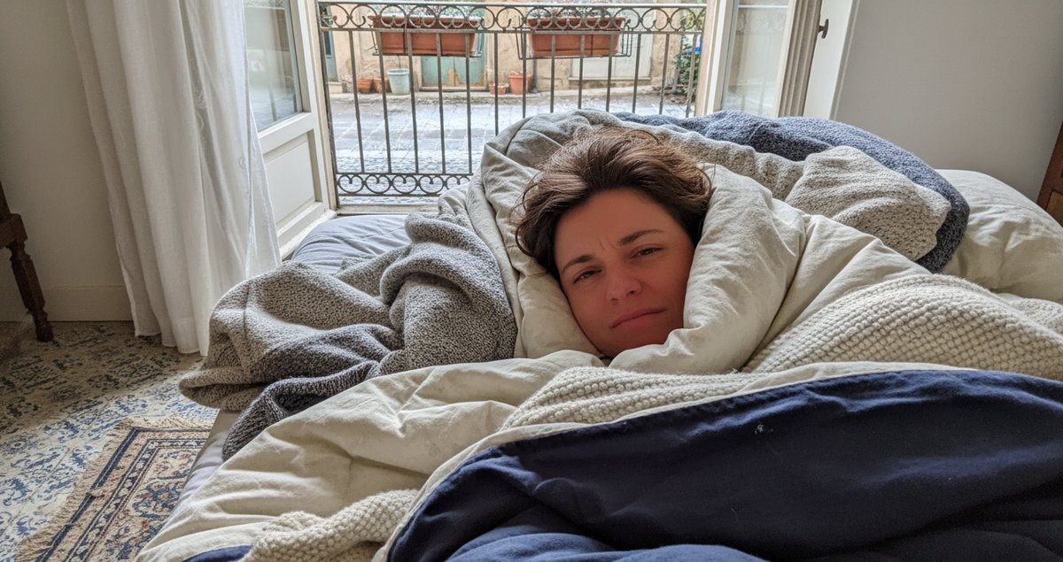 smettila-buttare-soldi-riscaldamento-letto-bozzolo-egoista-ingiusto